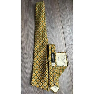 Vintage Montgomery Ward Retro Geometric Pattern Tie Gold Green Diamond‎ Print